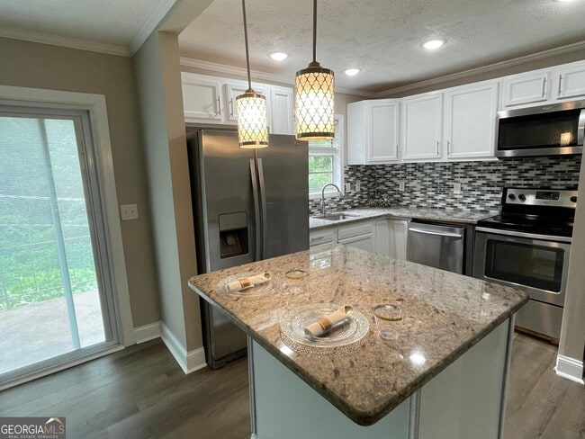 Photo - 3191 Abbeywood Dr