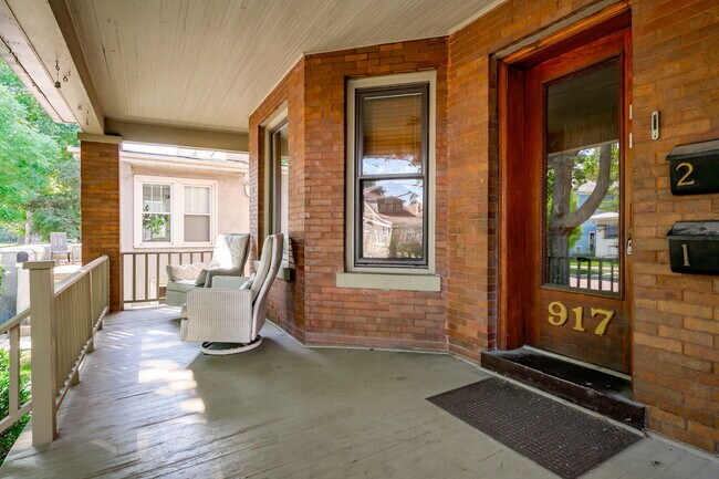 Photo - 917 Wenonah Ave Unidad 2