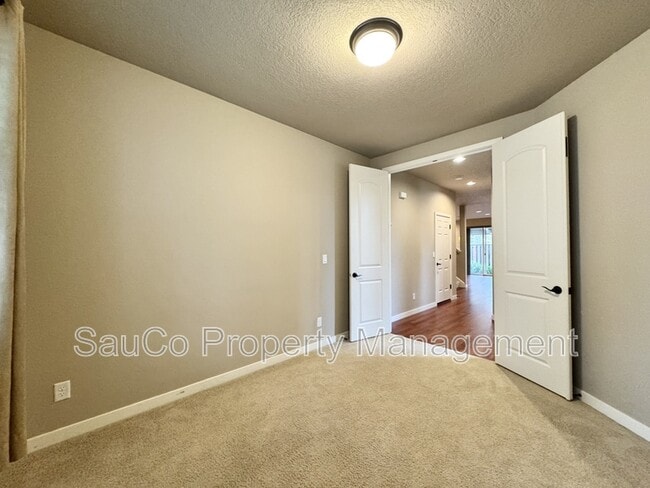Photo - 14180 SW Walnut Creek Way