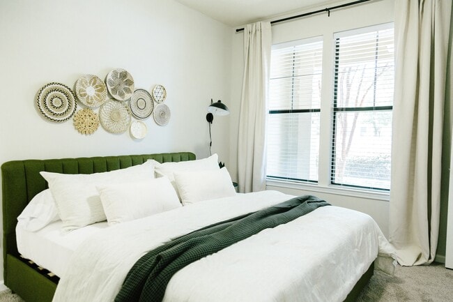 Photo - Tapestry at Hollingsworth Park