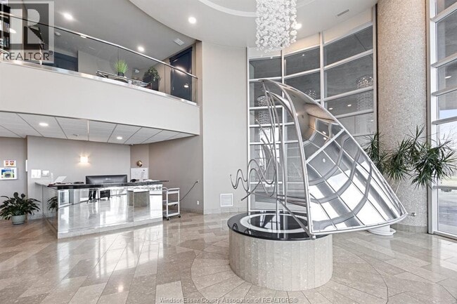 Photo - 1225 Riverside Dr W Unité 702