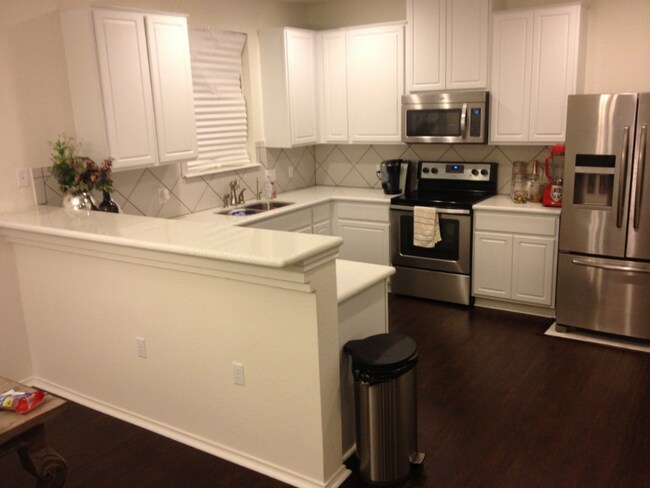 Photo - 11200 Barns Trail