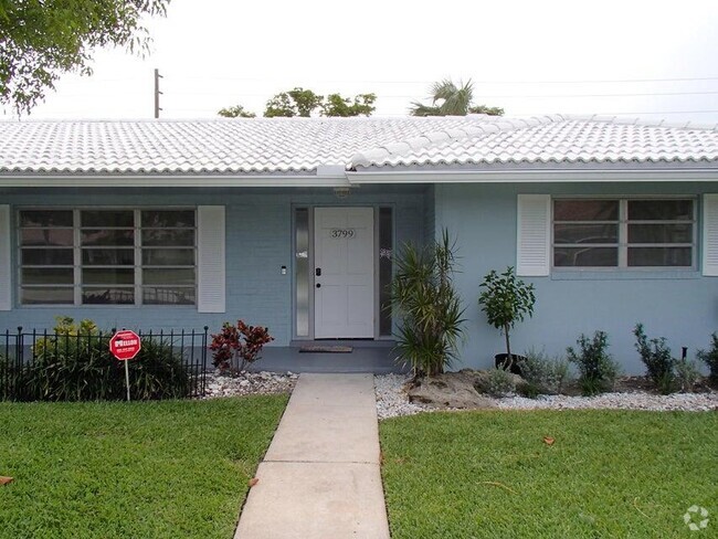 Building Photo - 3799 NE 6th Dr Rental