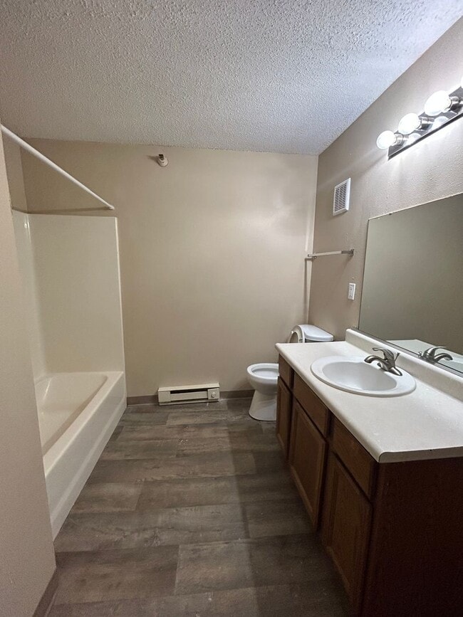 Photo - 1201 E Bell Avenue