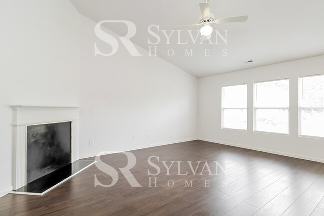 Photo - This adorable home is ready for your personal touch!