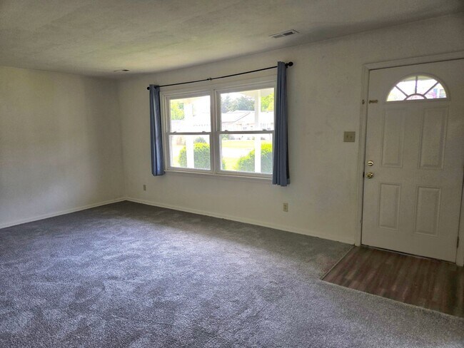 Photo - Move In Ready!