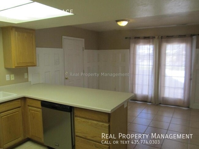 Photo - 100 Penhurst Pl