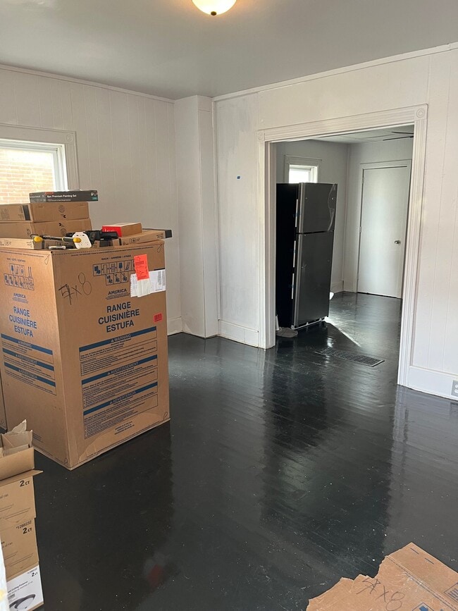 Photo - 125 N 1st St