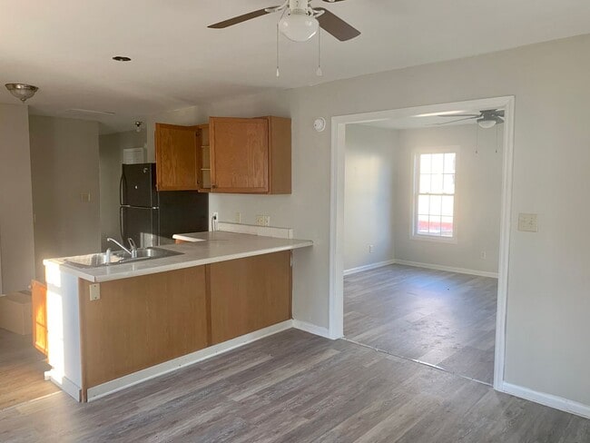 Photo - Promise Land Historic Walking District Downtown Morehead City! Charming 4 bedroom 1 1/2 bath Home...
