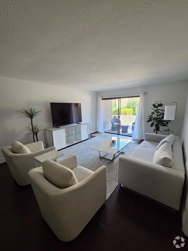 Building Photo - 3825 E Camelback Rd Unit 150 Rental