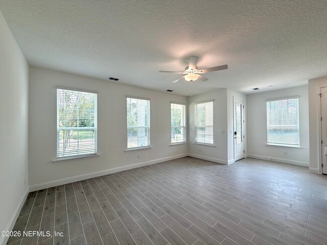 Photo - 4031 Lingo Ln