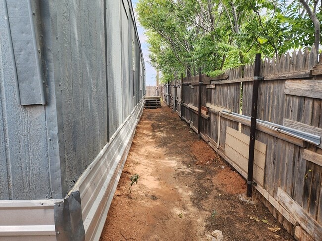 Photo - 3544 W 15th St