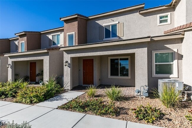 Photo - 6254 Foxes Dl St