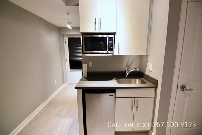 New Construction. Cozy Studio. Walk to sch... Apartment Unit 3A ...