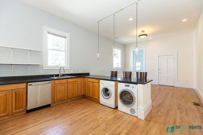 Photo - 1623 Noe St Unidad 1623 Noe Street