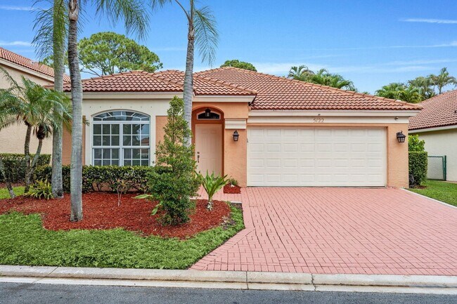 Photo - 5122 Elpine Way
