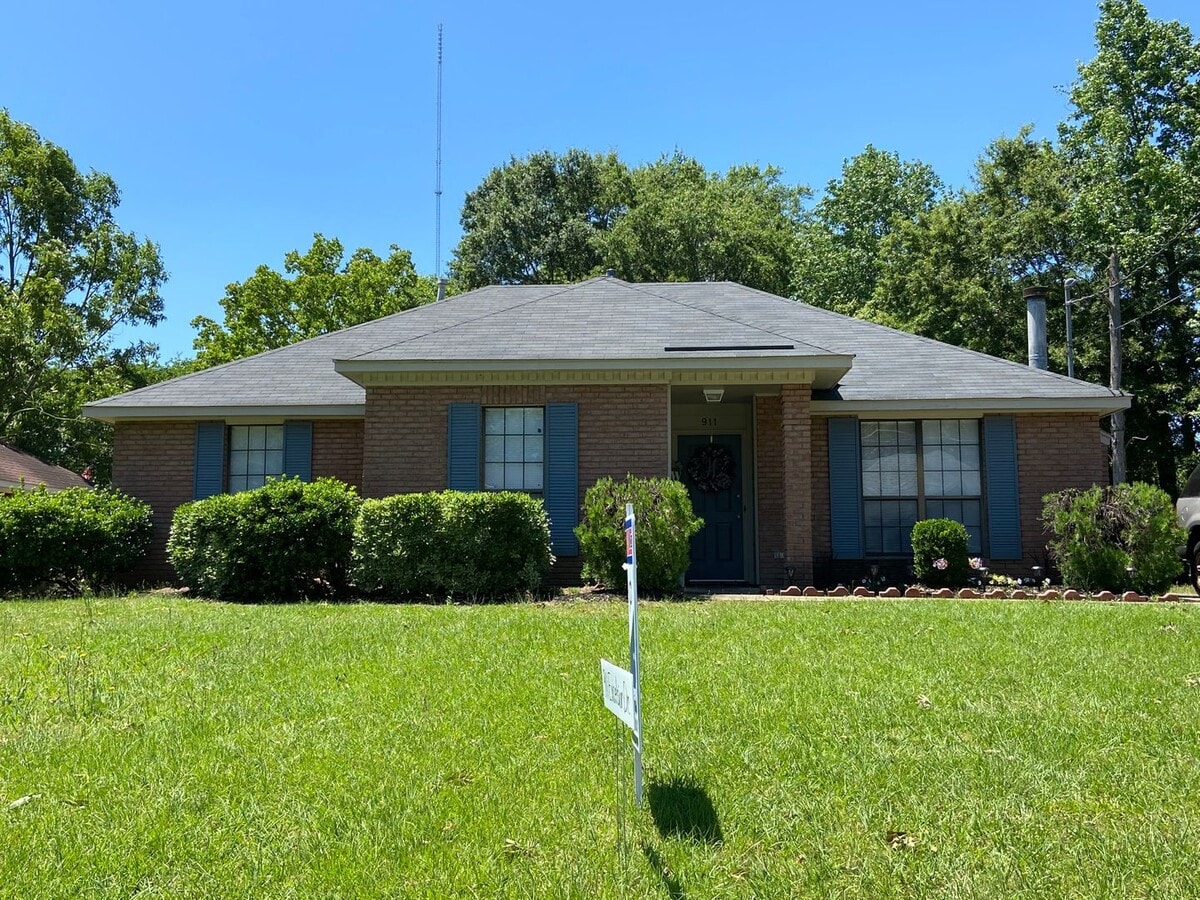 Home for rent in Montgomery! COMING SOON!!! - Home for rent in Montgomery! COMING SOON!!!