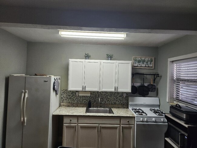 Photo - 1845 Pembroke Rd Unidad 13