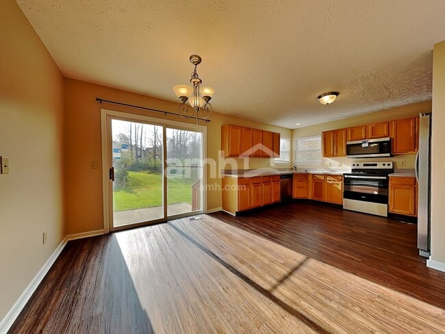 Photo - 5671 Longbow Dr