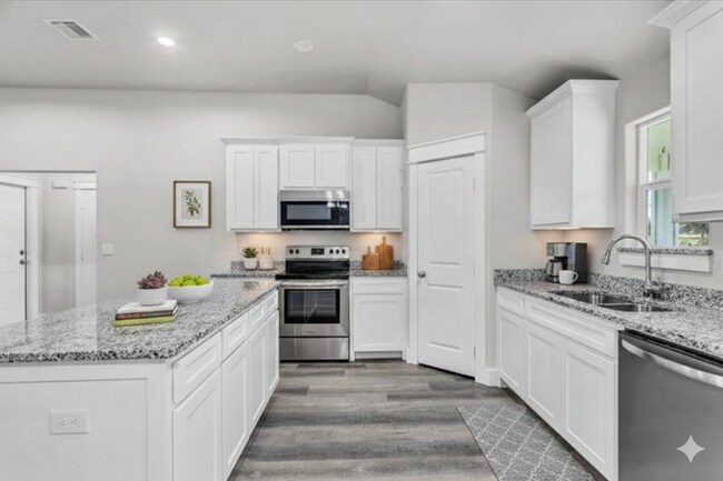 Photo - Gorgeous 3 Bedroom 2 Bath Home