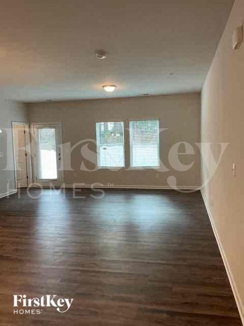 Photo - 2076 Cypress Village Dr NW