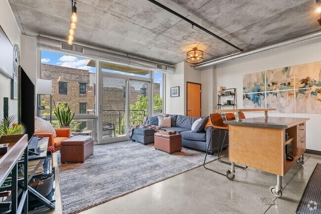 Building Photo - 730 N 4th St Rental