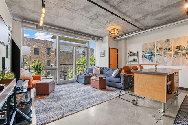 Photo - 730 N 4th St Casa