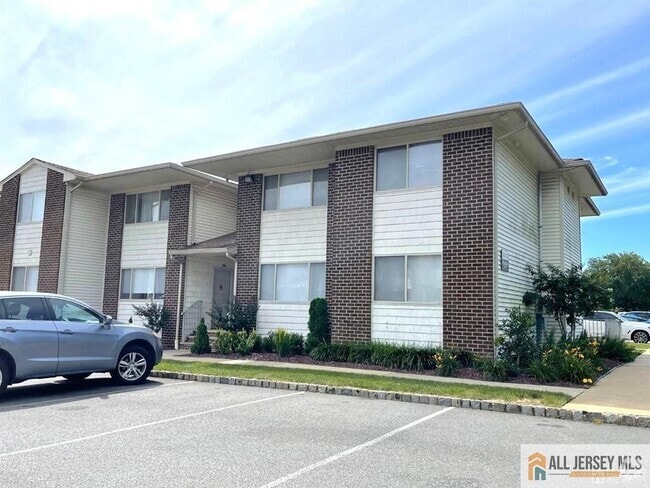 Building Photo - 1310 Bradley Ct Unit K2022 Rental