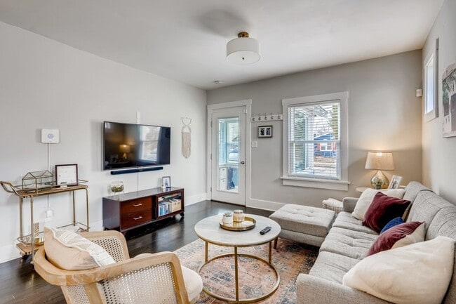 Photo - Remodeled Home in Berkeley/Mountain View Neighborhood