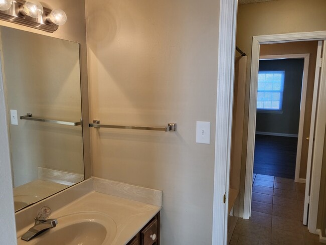 Photo - 1287 Banks Mill Rd SE