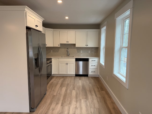 Photo - 480 Wareham St