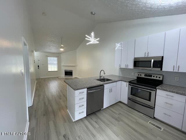 Photo - 610 Shadywood Ln