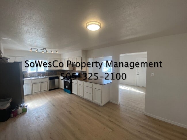 Photo - Gorgeous remodeled home in Bloomfield!