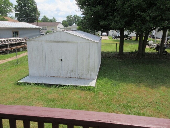 Photo - 2 Bedroom Northside Home! Great Use of Space and Nice Yard!