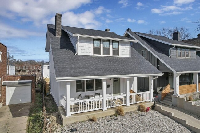 Photo - 1466 Hamlet St