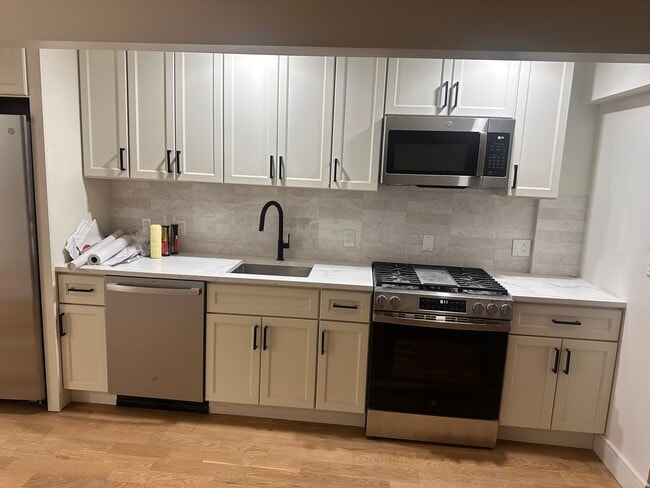 Photo - 77A Somers St