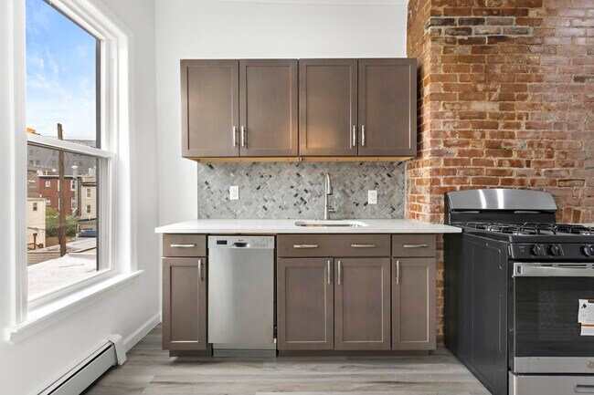 Photo - 20 St Pauls Ave Unit 3R