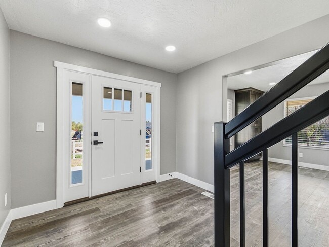 Photo - RES_O VAN DER WATT_14512 Unit UPSTAIRS