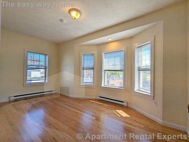 Building Photo - 12 Winter St Rental