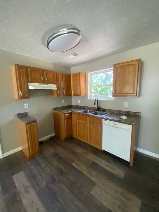 Photo - 3 bedroom 2 bath home