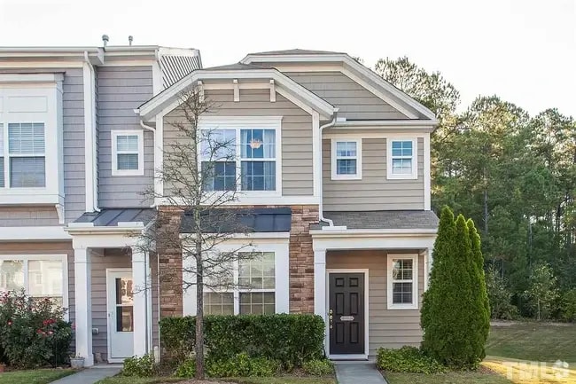 Building Photo - 1213 Denmark Manor Dr Rental
