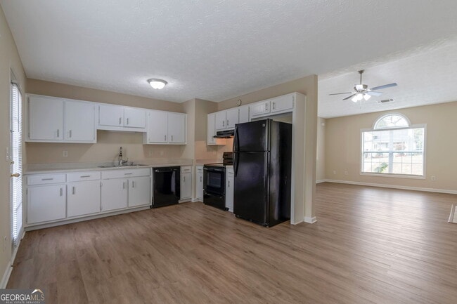 Photo - 3862 Chase Dr