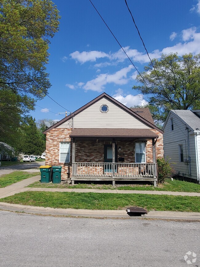 Building Photo - 502 S Herman St Rental