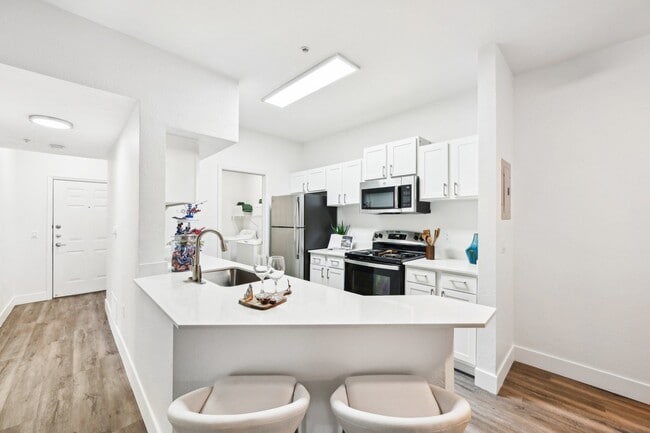 Photo - Stone Cliff Apartments