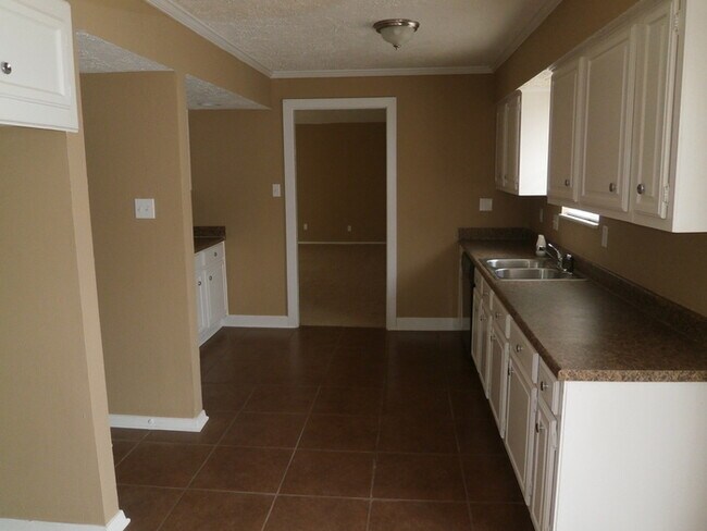 Photo - 11226 Beauvoir Dr