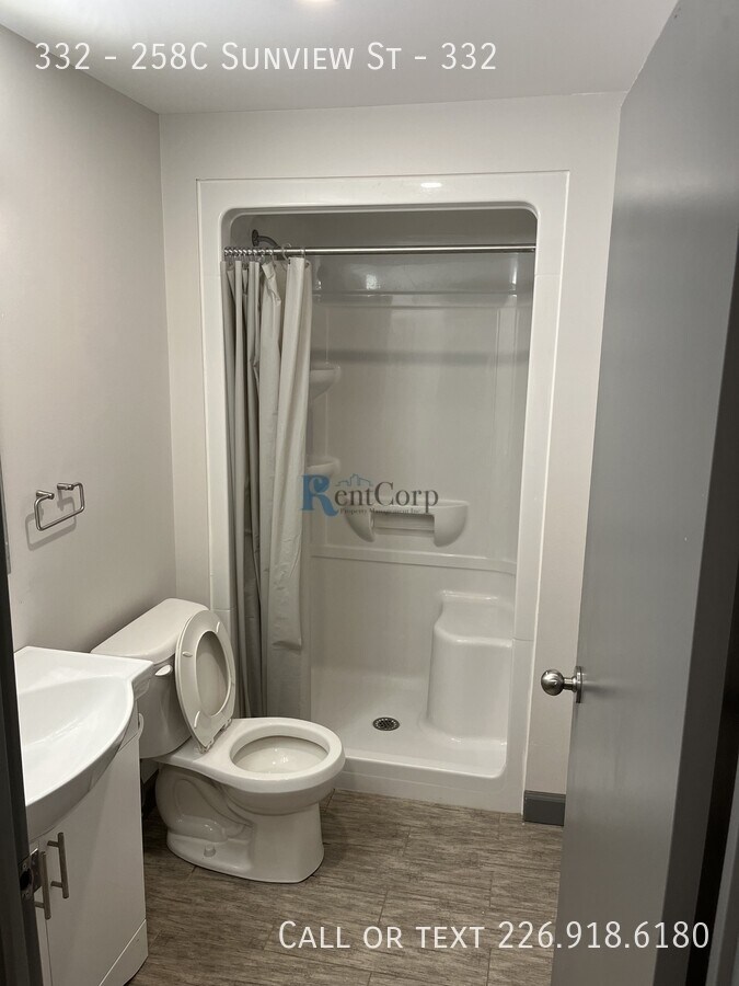 Photo - 258C-258C Sunview St