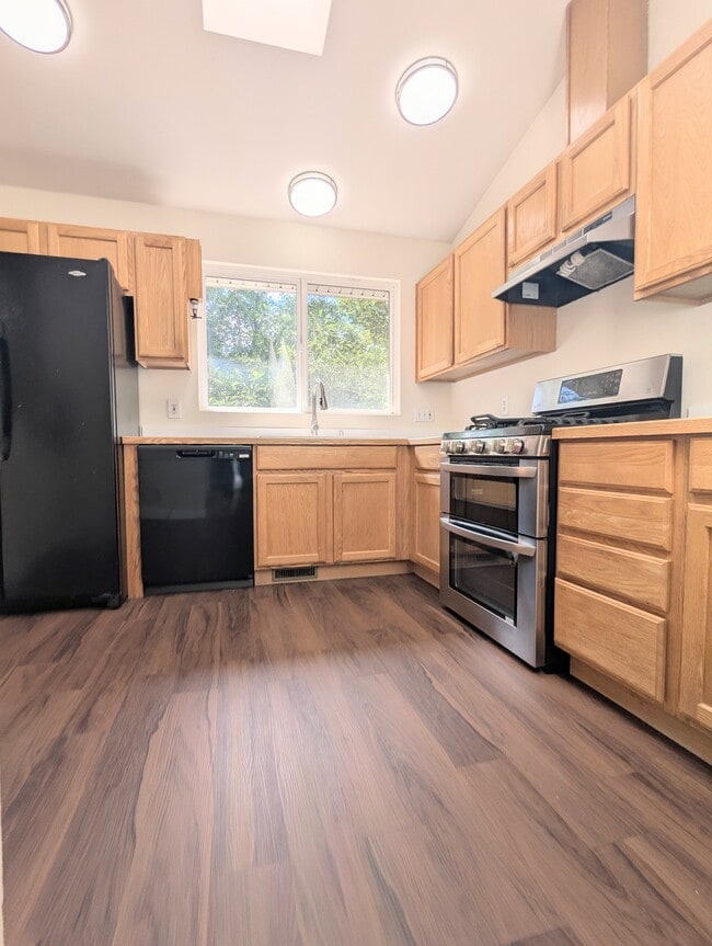 Photo - 4137 23rd Ave SW