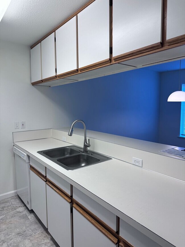 Photo - NE Bend Rental Near St. Charles Hospital | 2 Bed, 1 Bath | Off-Street Parking | 97701 Unit #2