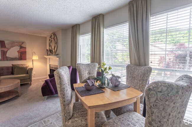 2BR,2BA,-904SF - Culpeper Farms