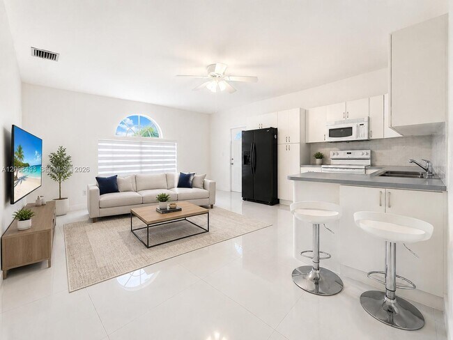 Photo - 14180 SW 8th Terrace Unidad 1